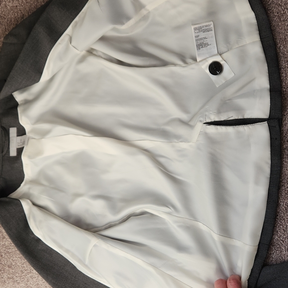 H&M darker gray blazer worn once - Picture 4 of 6